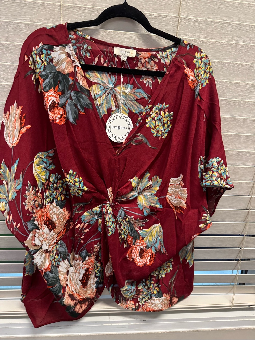 Umgee Maroon Floral Twist-Front Tunic Top